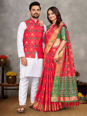 🤩🥳 New Launching Couple Combo (Men's Kurta+Koti & Women Saree) Collection BY SAATHEE 🥳🤩*